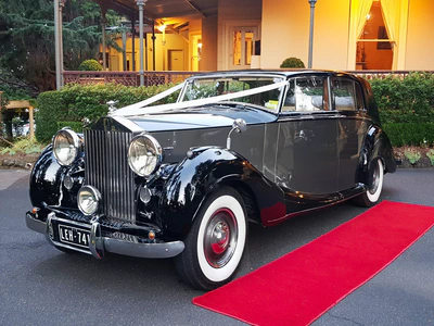 images/cars/1949-rolls-royce-silver-wraith/gallery/1949-rolls-royce-silver-wraith-21.jpg