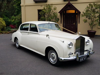 images/cars/1960-rolls-royce-cloud-lwb/gallery/1960-rolls-royce-cloud-lwb-5.jpg