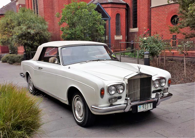 images/cars/1968-rolls-royce-convertible/gallery/1968-rolls-royce-convertible-11.jpg