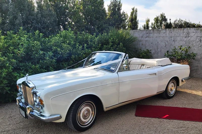 images/cars/1968-rolls-royce-convertible/gallery/1968-rolls-royce-convertible-6.jpg