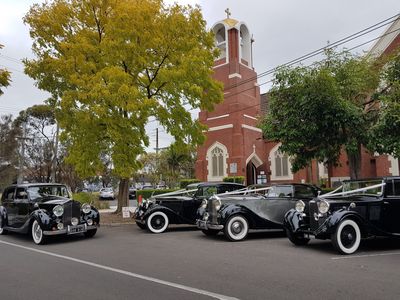 1947-Rolls-Royce-Wraith-1932-Rolls-Royce-1949-Rolls-Royce-Wraith-and-the-1935-Rolls-Royce-Sedanca-De-Ville-1.jpg