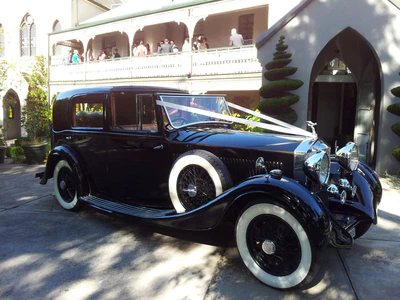 images/gallery/1935-Rolls-Royce-Sedanca-De-Ville-at-the-Convent-Gallery-Daylesford-1.jpg