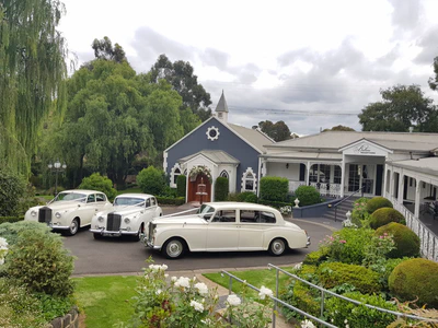 images/gallery/1960-White-Phantom-Rolls-Royce-and-2-White-1960-Clouds.jpg